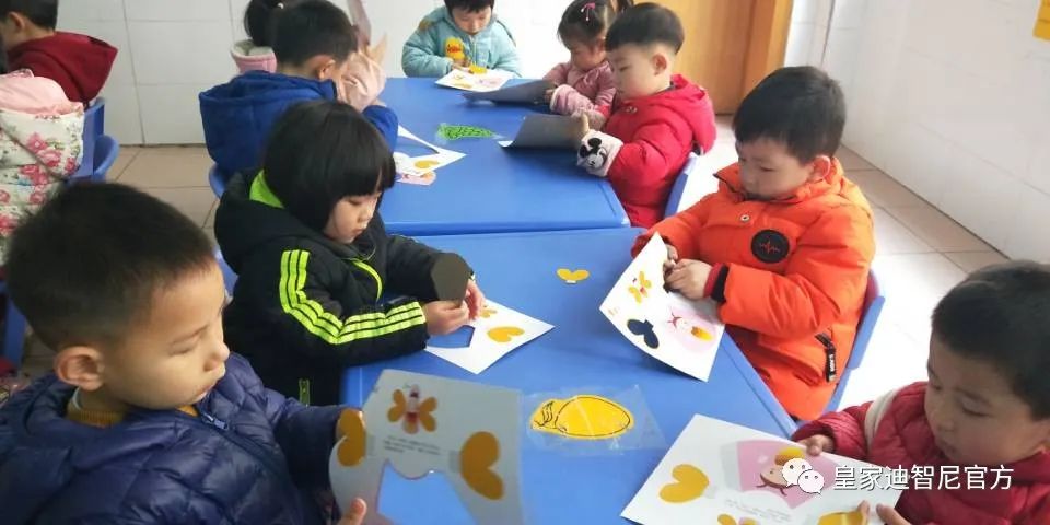 皇家迪智尼 I 培養(yǎng)出動手能力超棒的孩子，家長可以這樣引導(dǎo)??！