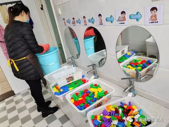 皇家迪智尼 I 不同類型的玩具，清洗和消毒的方式也不一樣哦！??！