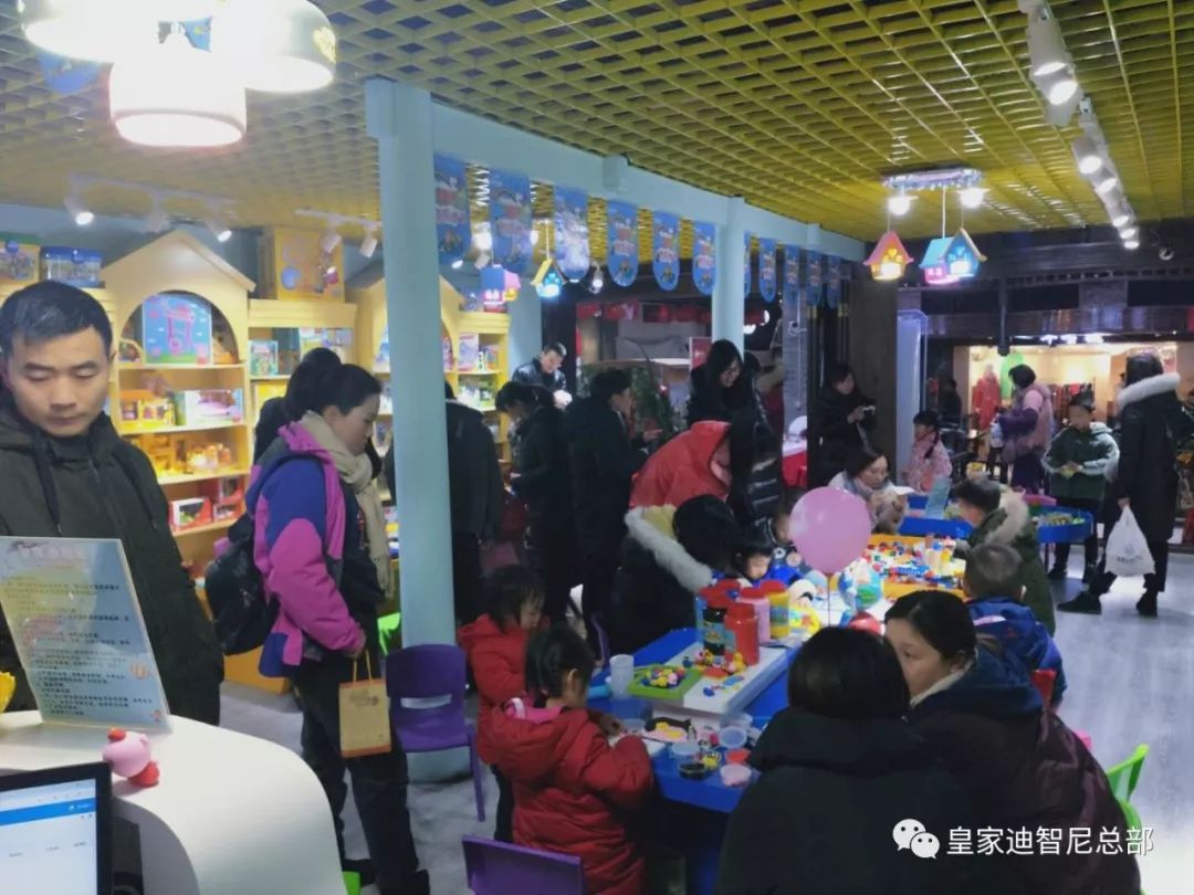 皇家迪智尼 I 玩具正確的保養(yǎng)和維護(hù)，讓孩子玩的更安全更健康！