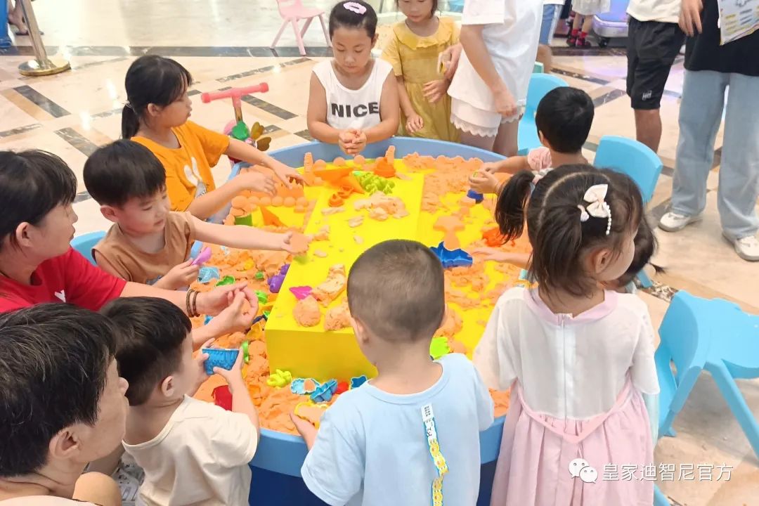 皇家迪智尼 I 零經(jīng)驗(yàn)適合新手創(chuàng)業(yè)開店好項(xiàng)目！