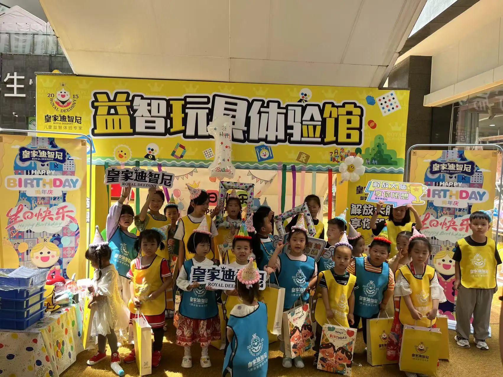 皇家迪智尼 I 回顧7月運(yùn)營老師下店賦能門店！