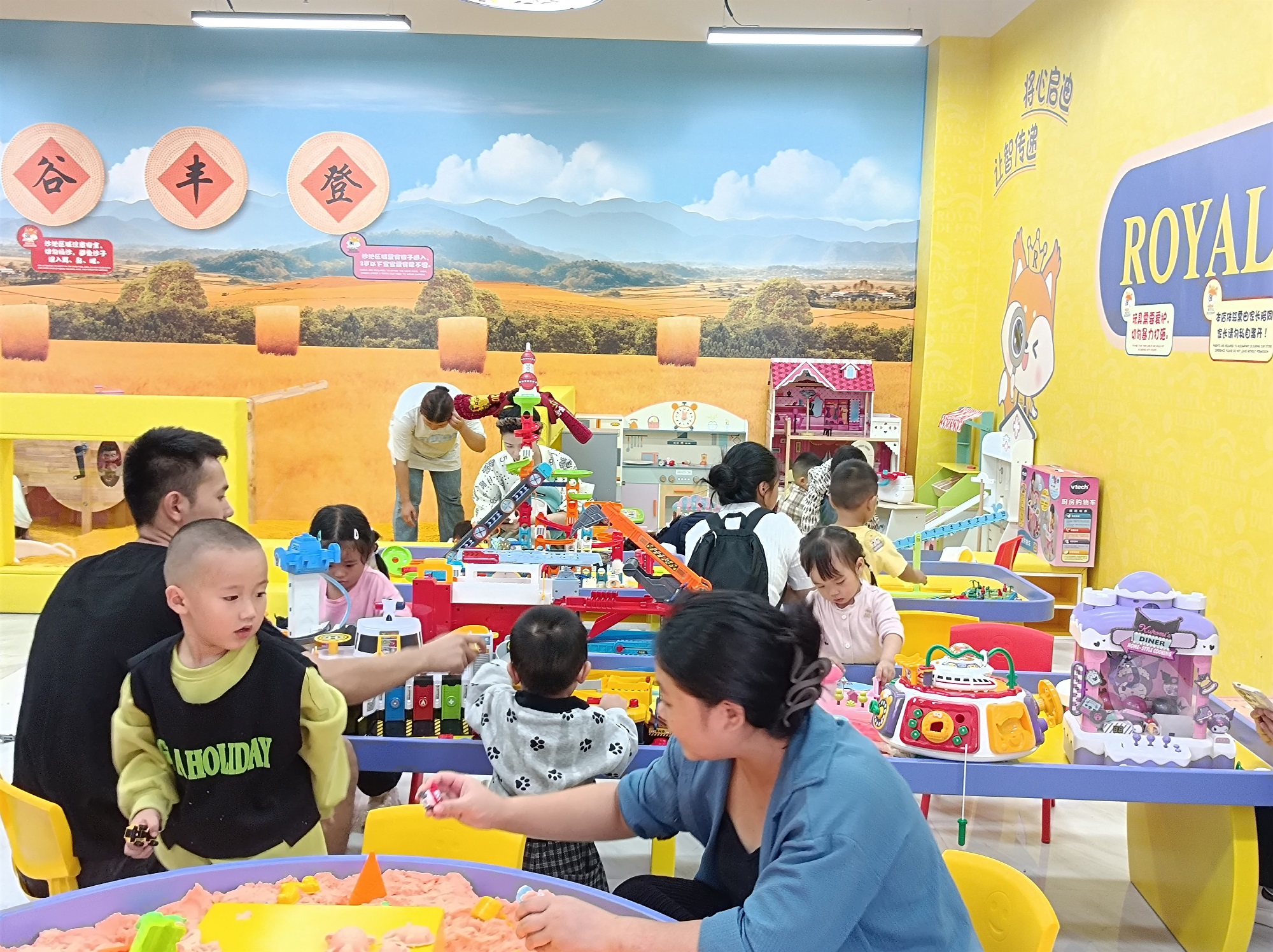 皇家迪智尼 I 一場跨越千里的 “上門賦能”！